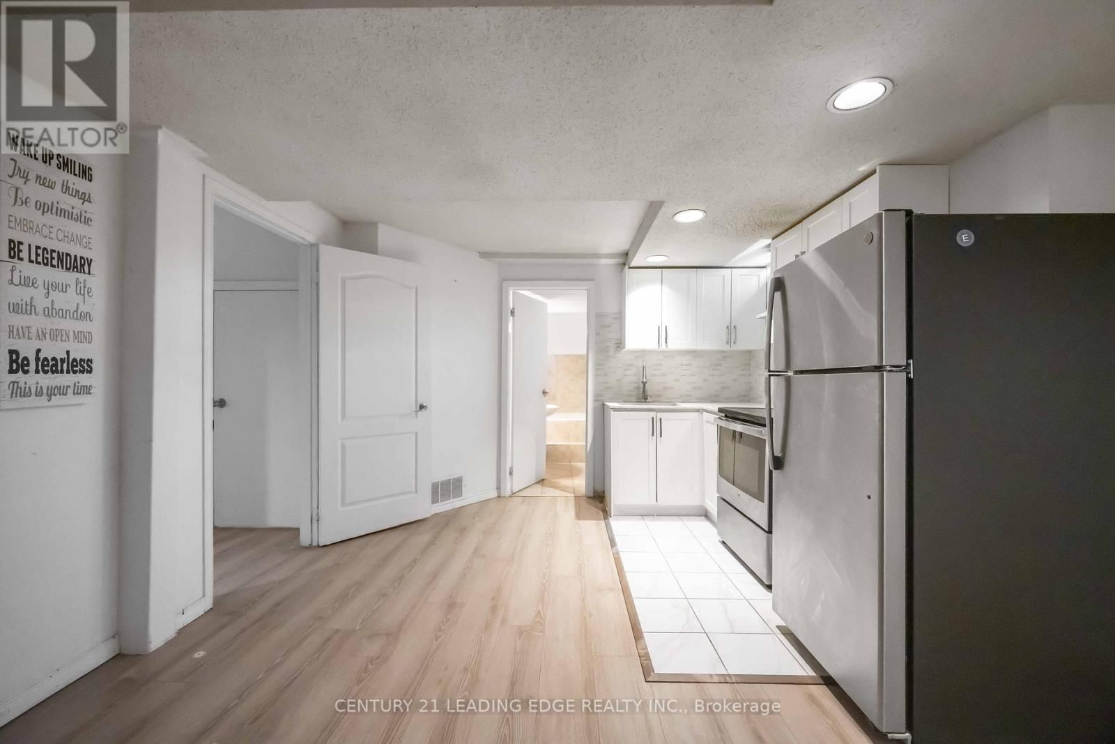 58 GROVER DRIVE Image 43