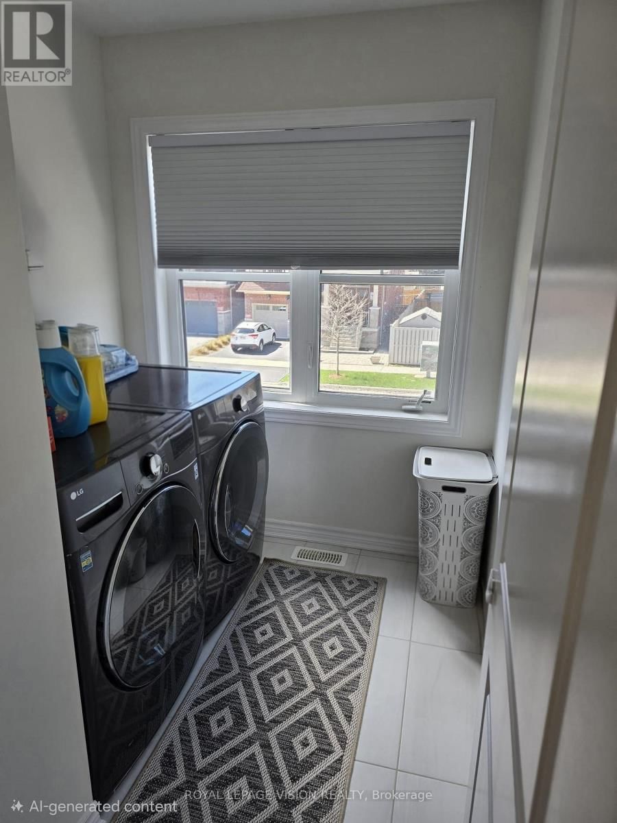 33 BREMNER STREET Image 13