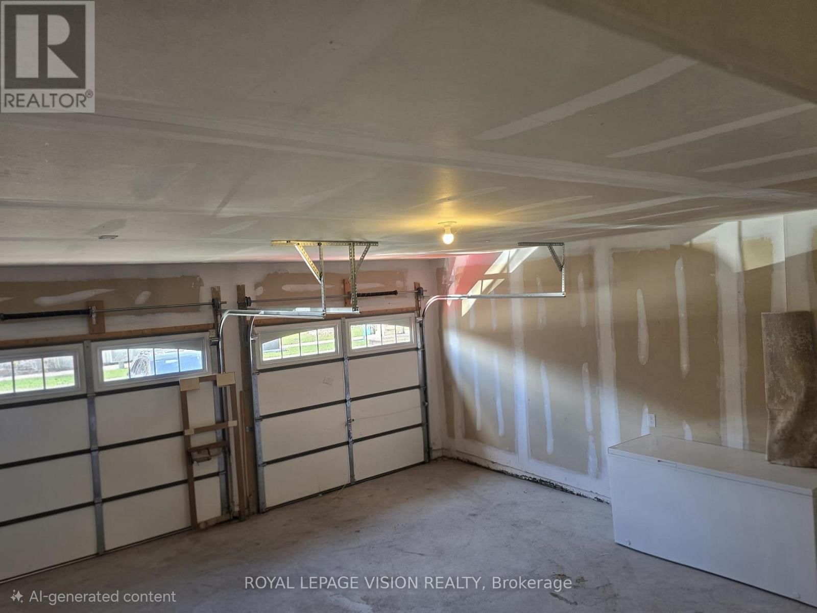 33 BREMNER STREET Image 23