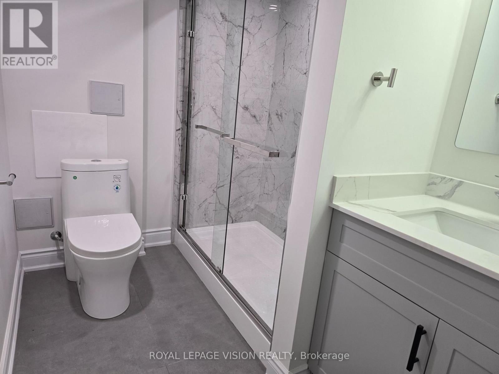 33 BREMNER STREET Image 32