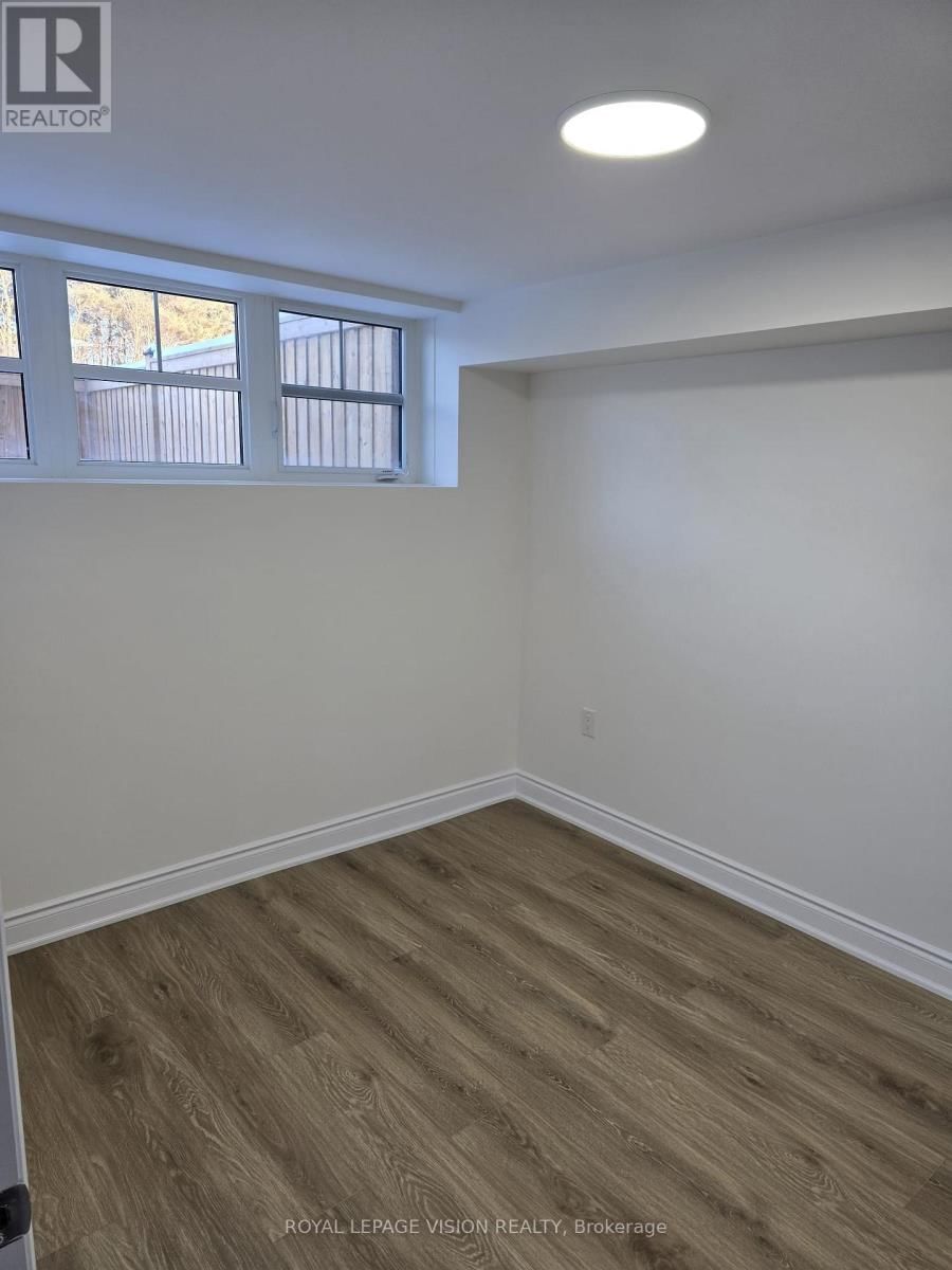 33 BREMNER STREET Image 36