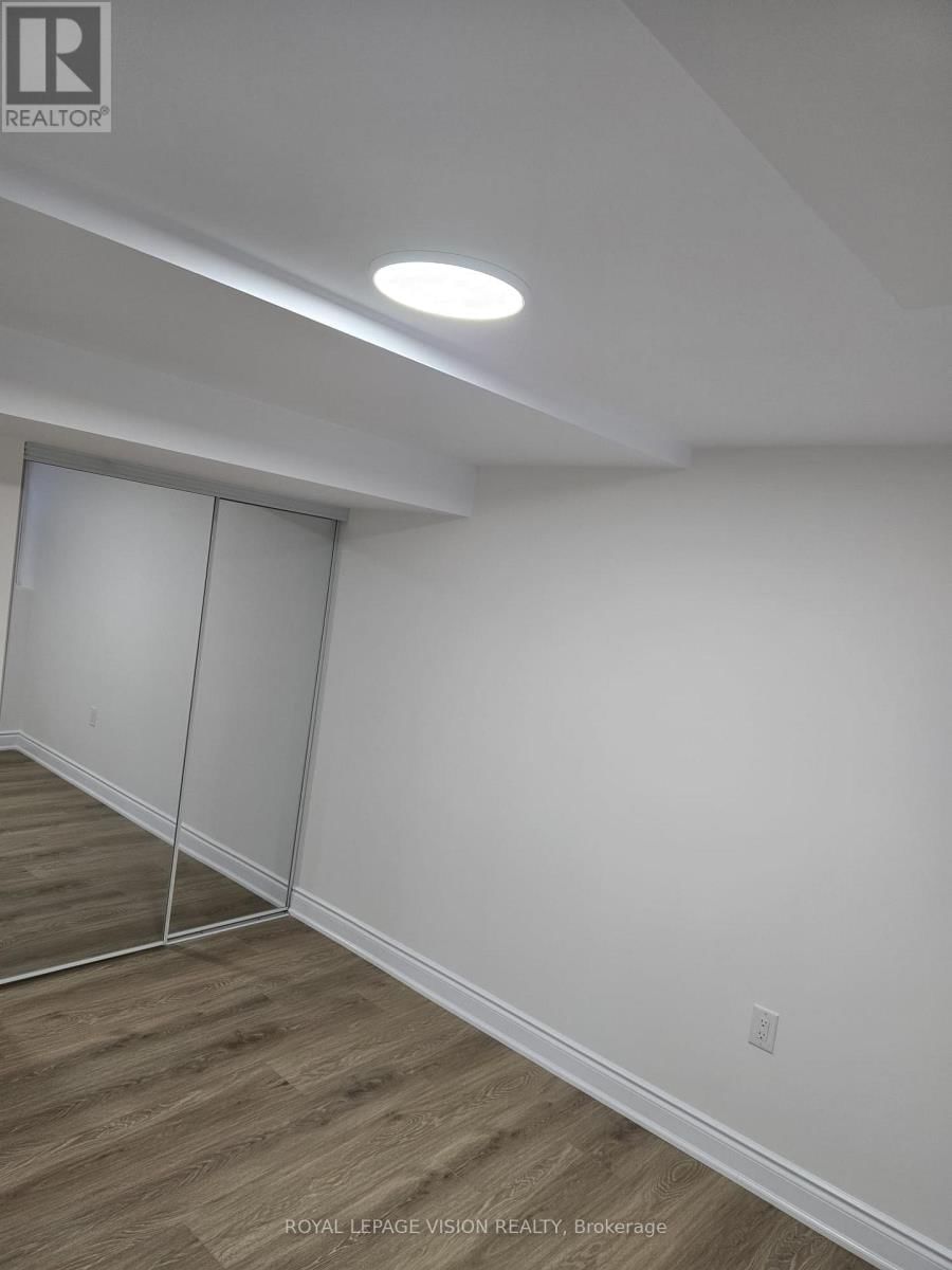 33 BREMNER STREET Image 37