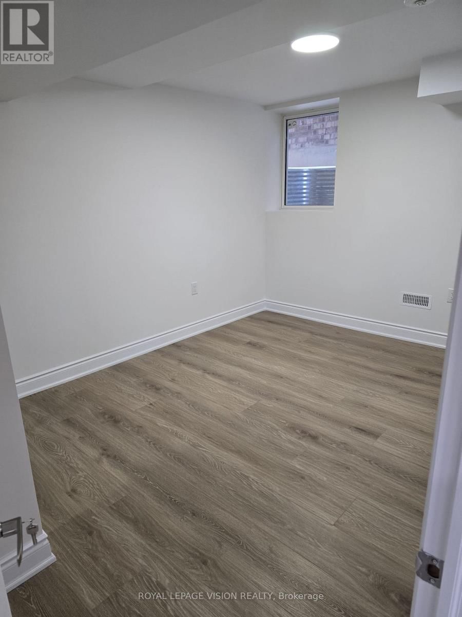 33 BREMNER STREET Image 39