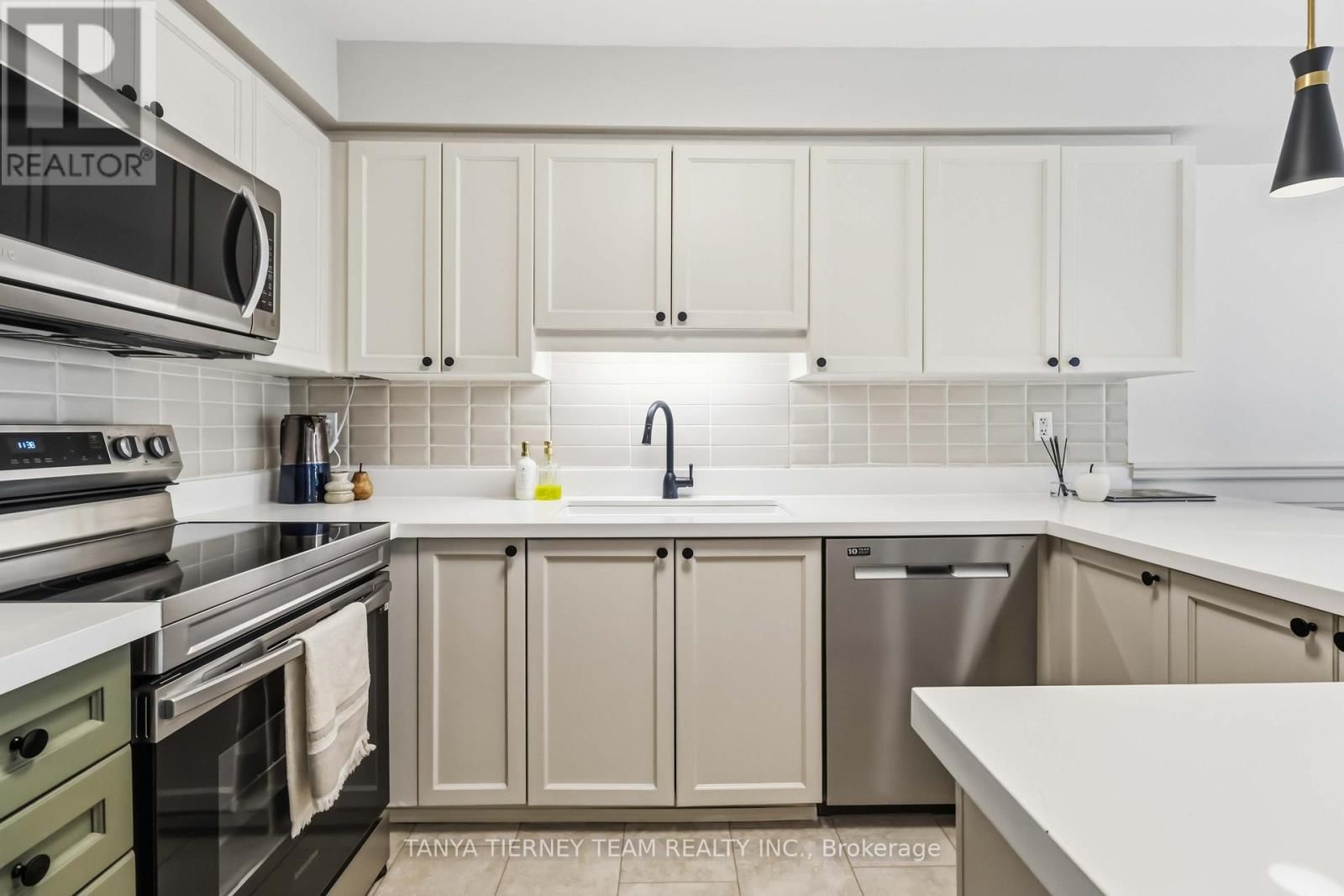 82 TEMPO WAY Image 15