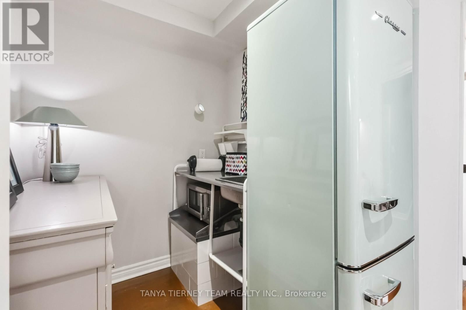 82 TEMPO WAY Image 39