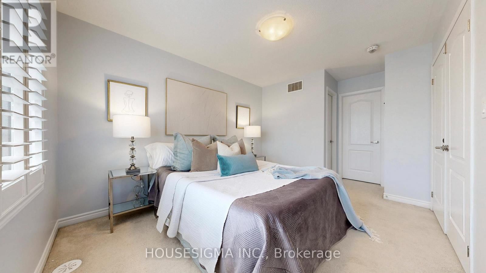 1097 SILK STREET Image 13