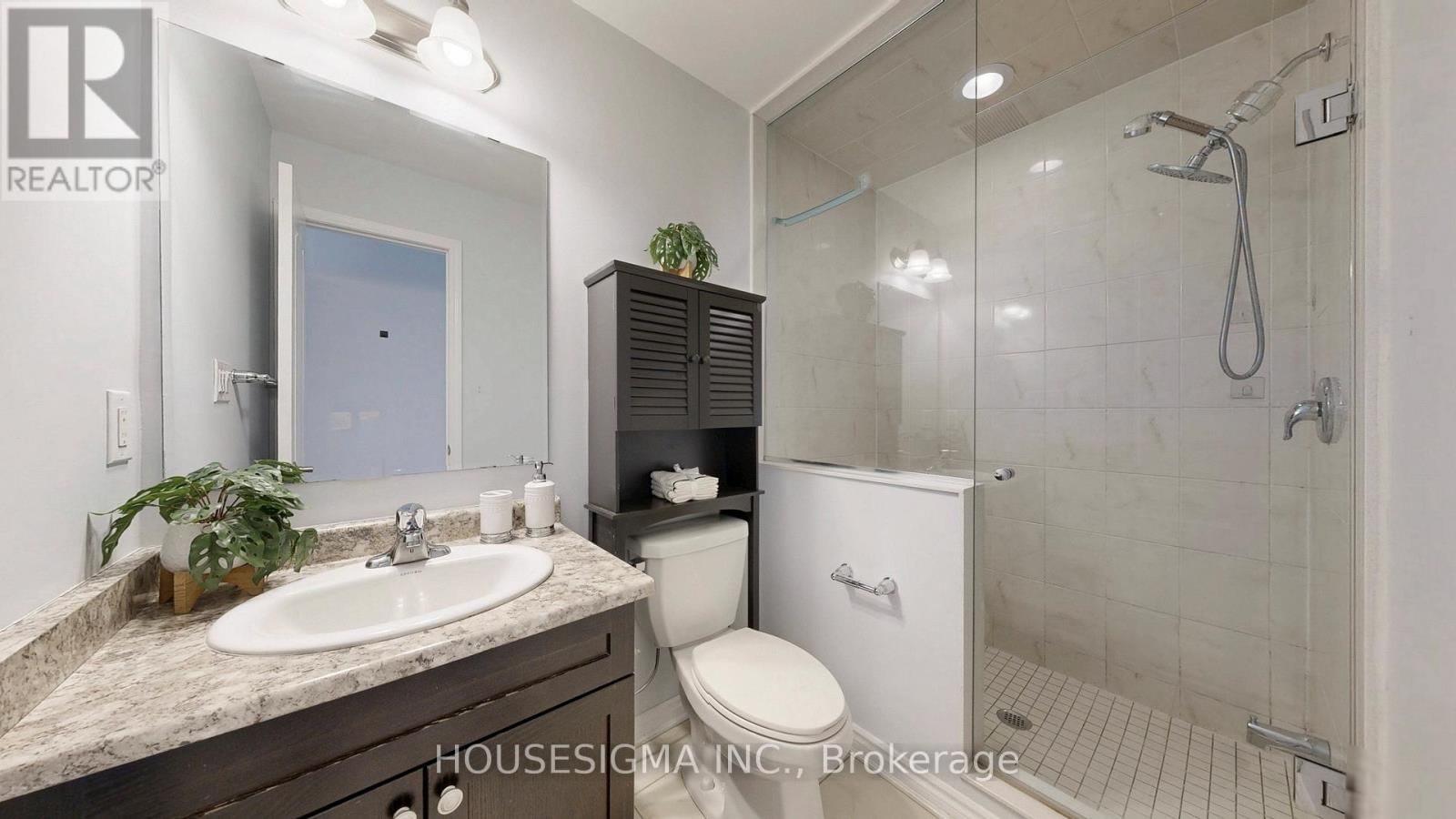 1097 SILK STREET Image 15