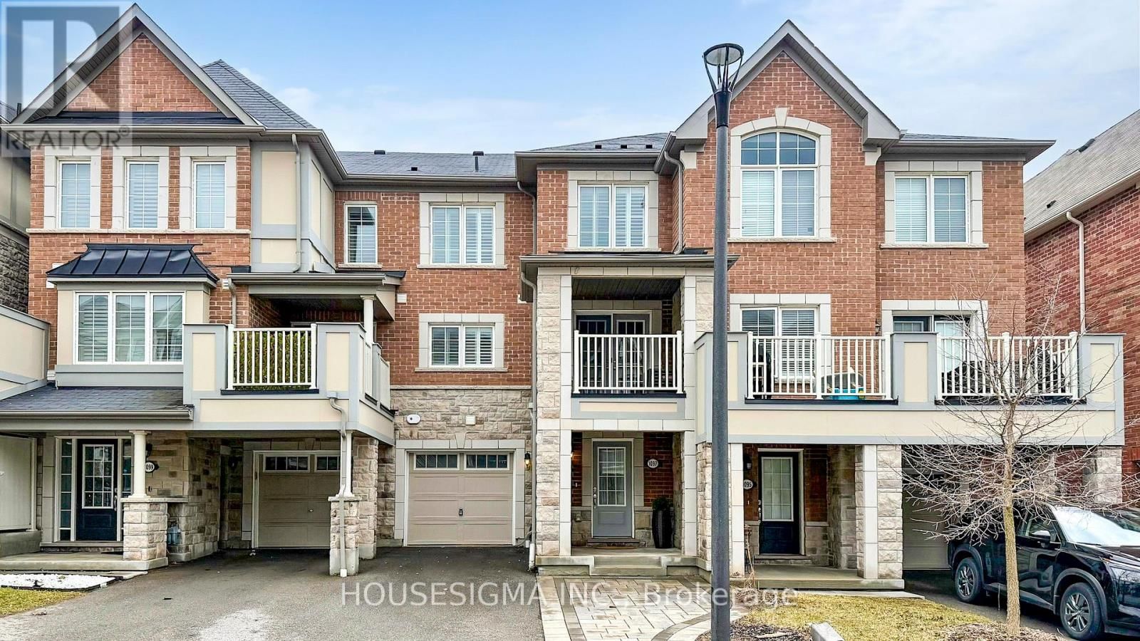 1097 SILK STREET Image 2