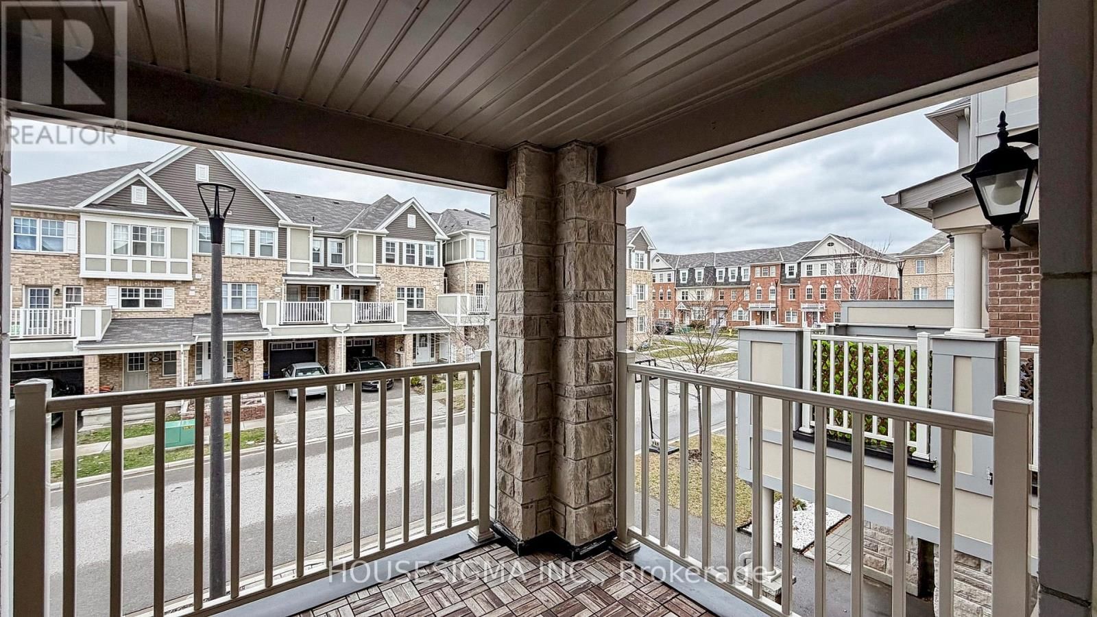 1097 SILK STREET Image 21