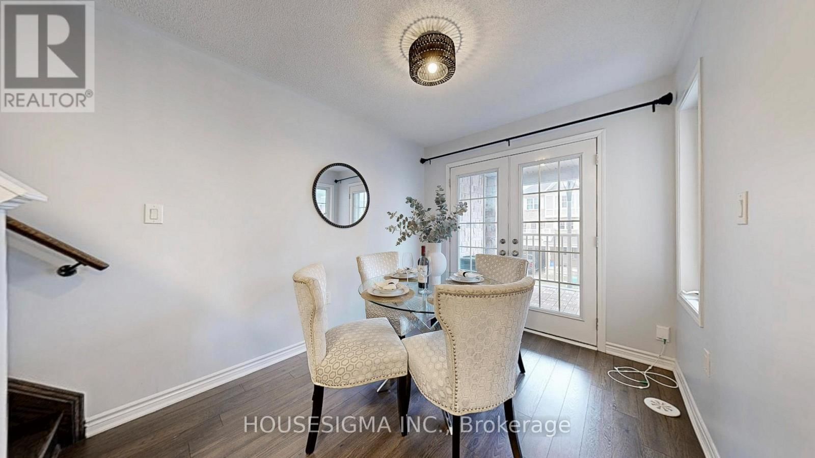 1097 SILK STREET Image 8