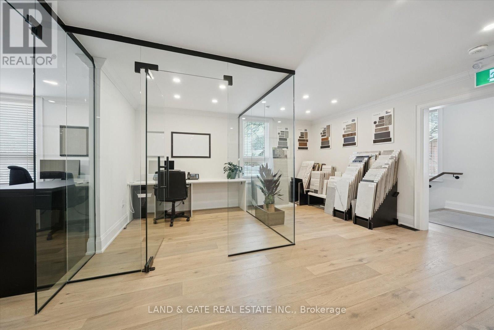 20 ELGIN STREET EAST Image 10