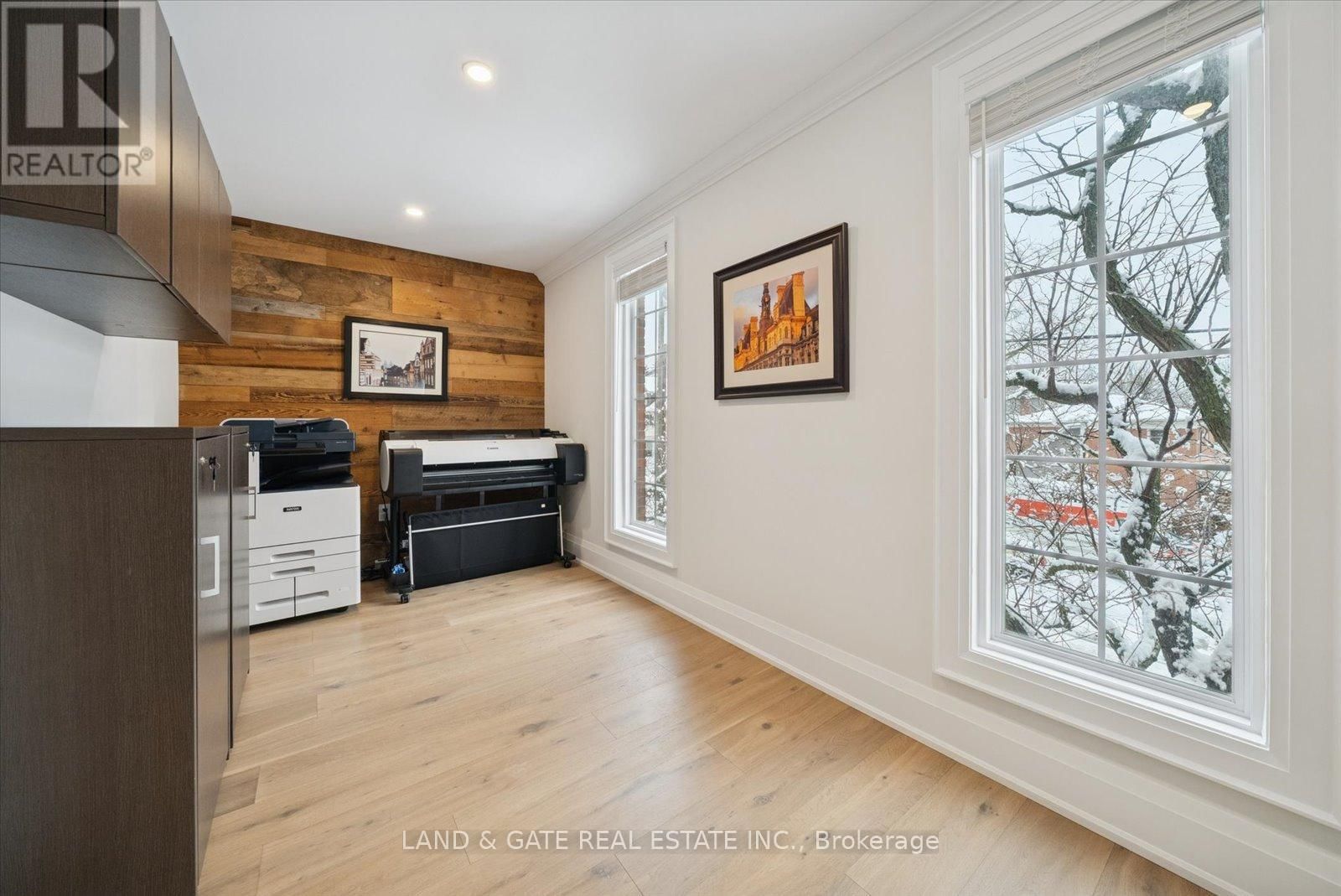 20 ELGIN STREET EAST Image 19