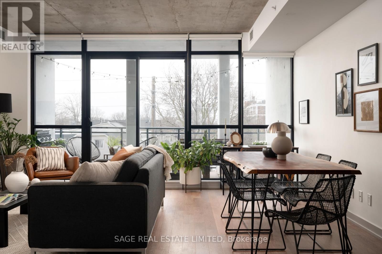 403 - 1238 DUNDAS STREET EAST Image 3