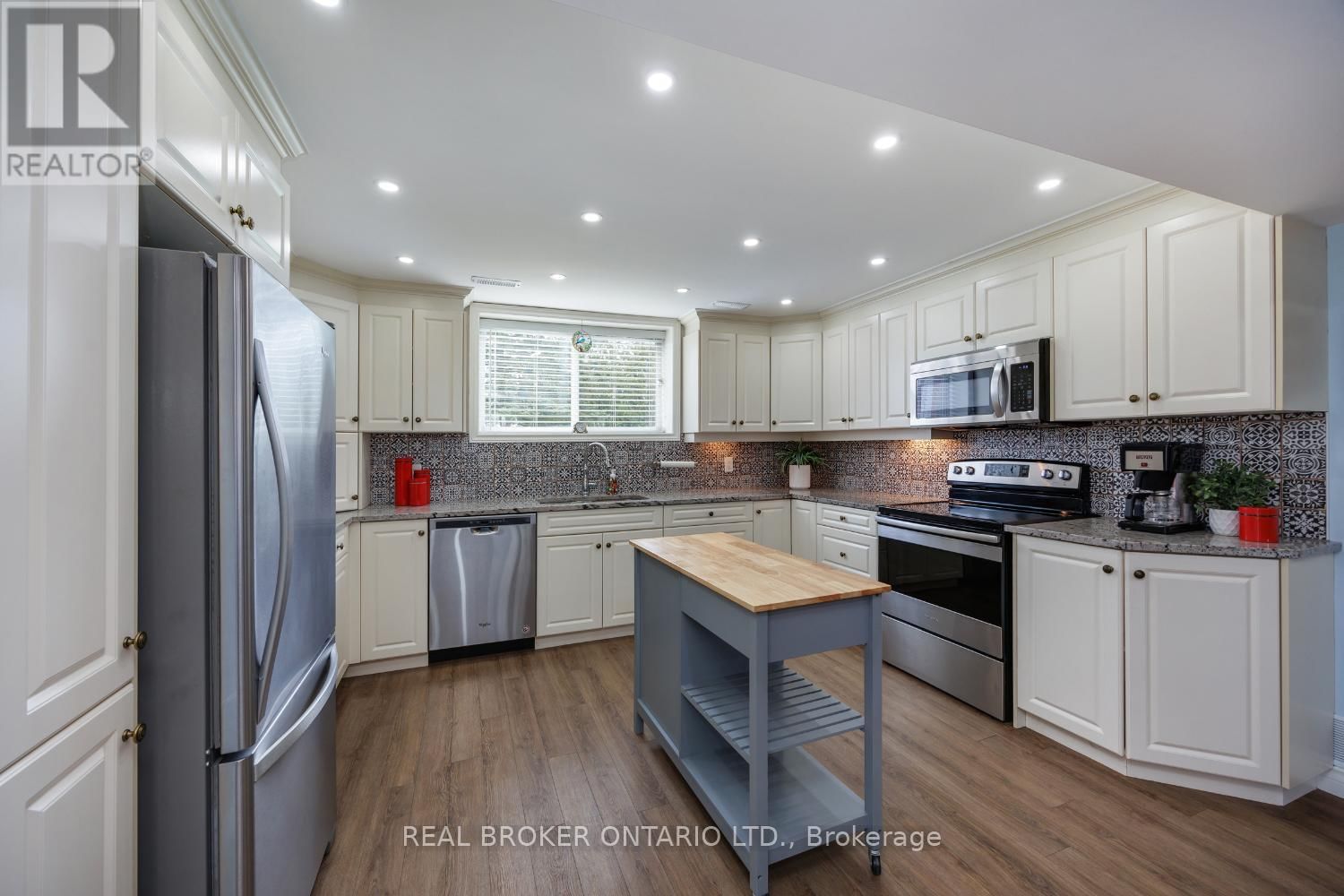 3060 GIBSON ROAD Image 25