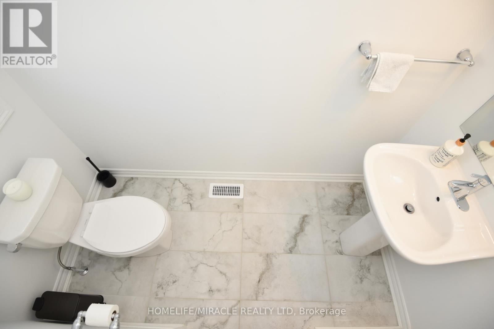 3220 BRIGADIER AVENUE Image 13