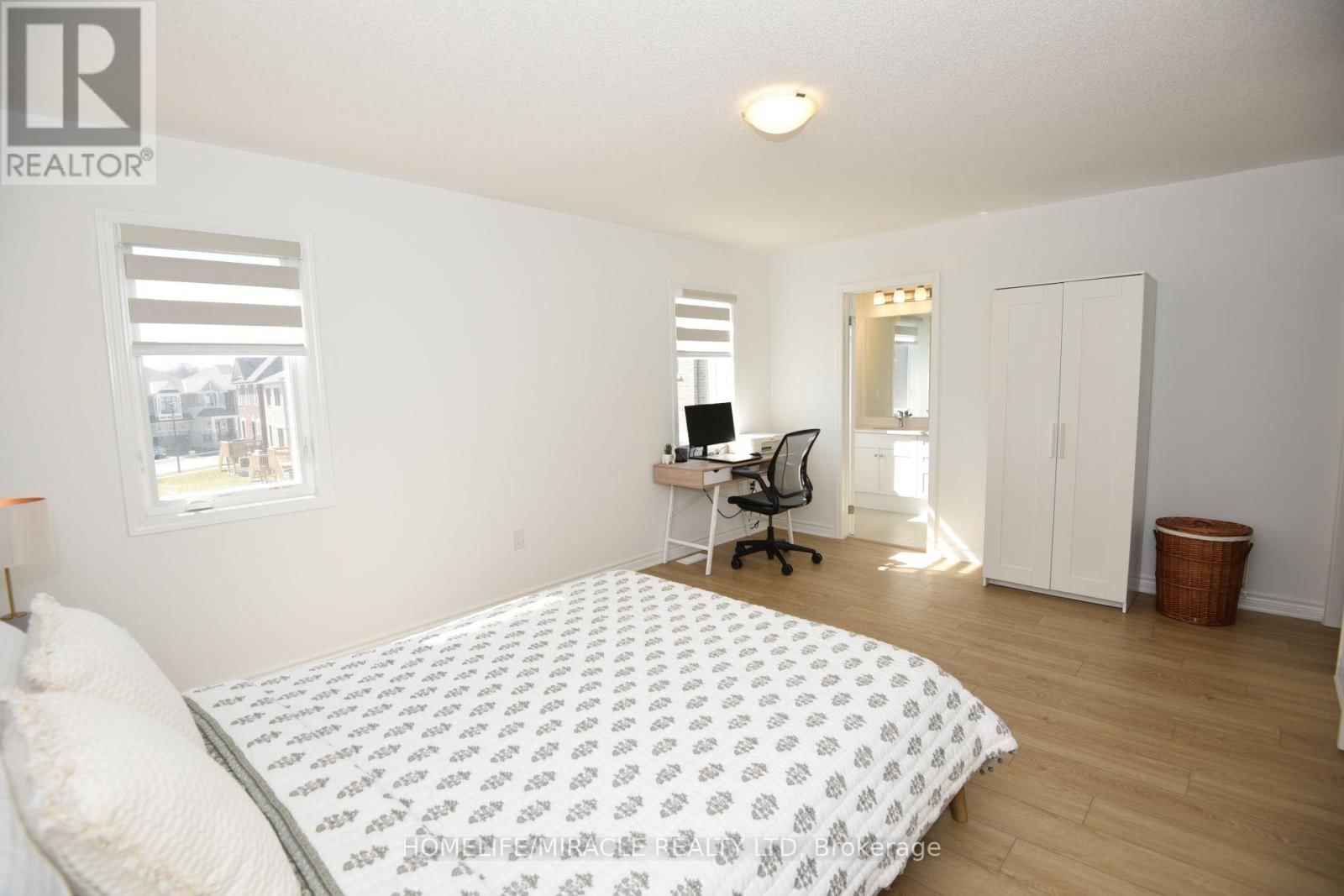 3220 BRIGADIER AVENUE Image 17