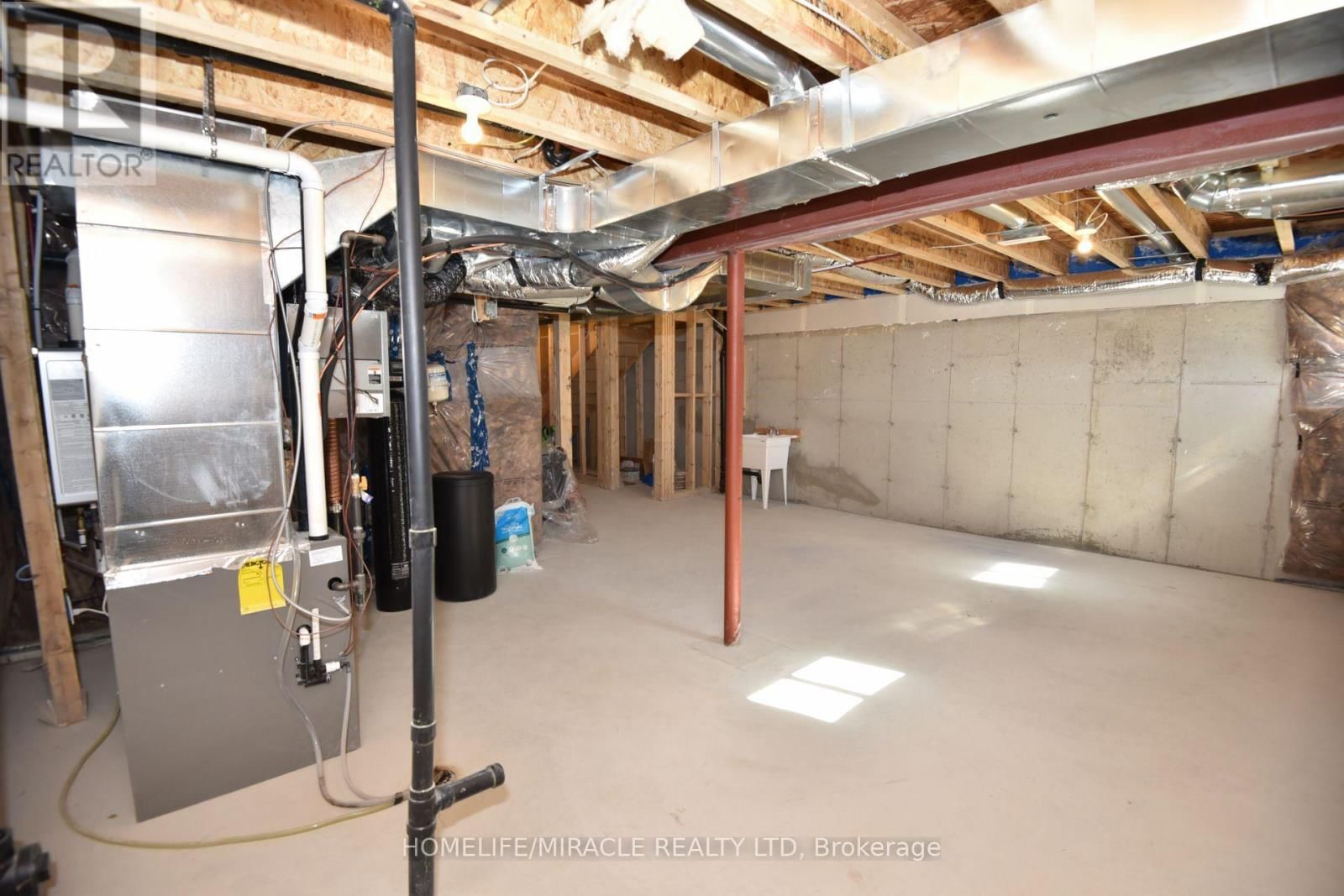 3220 BRIGADIER AVENUE Image 31