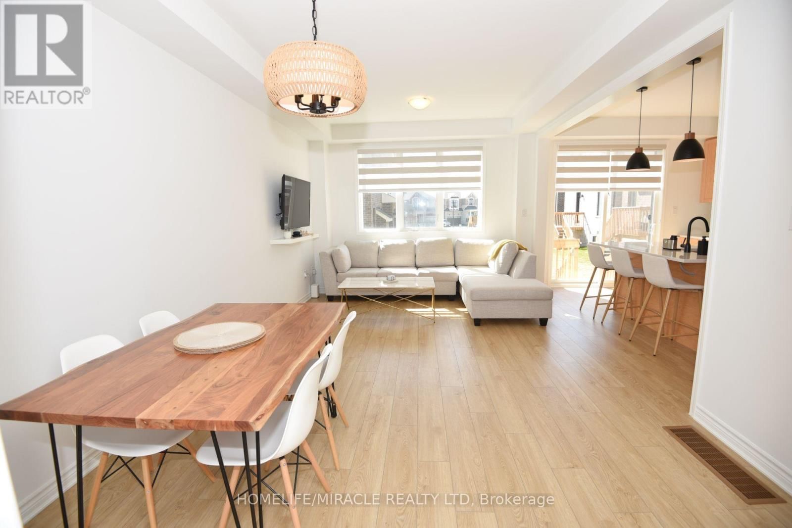 3220 BRIGADIER AVENUE Image 6