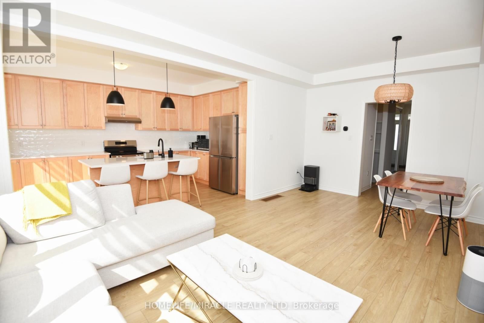 3220 BRIGADIER AVENUE Image 8