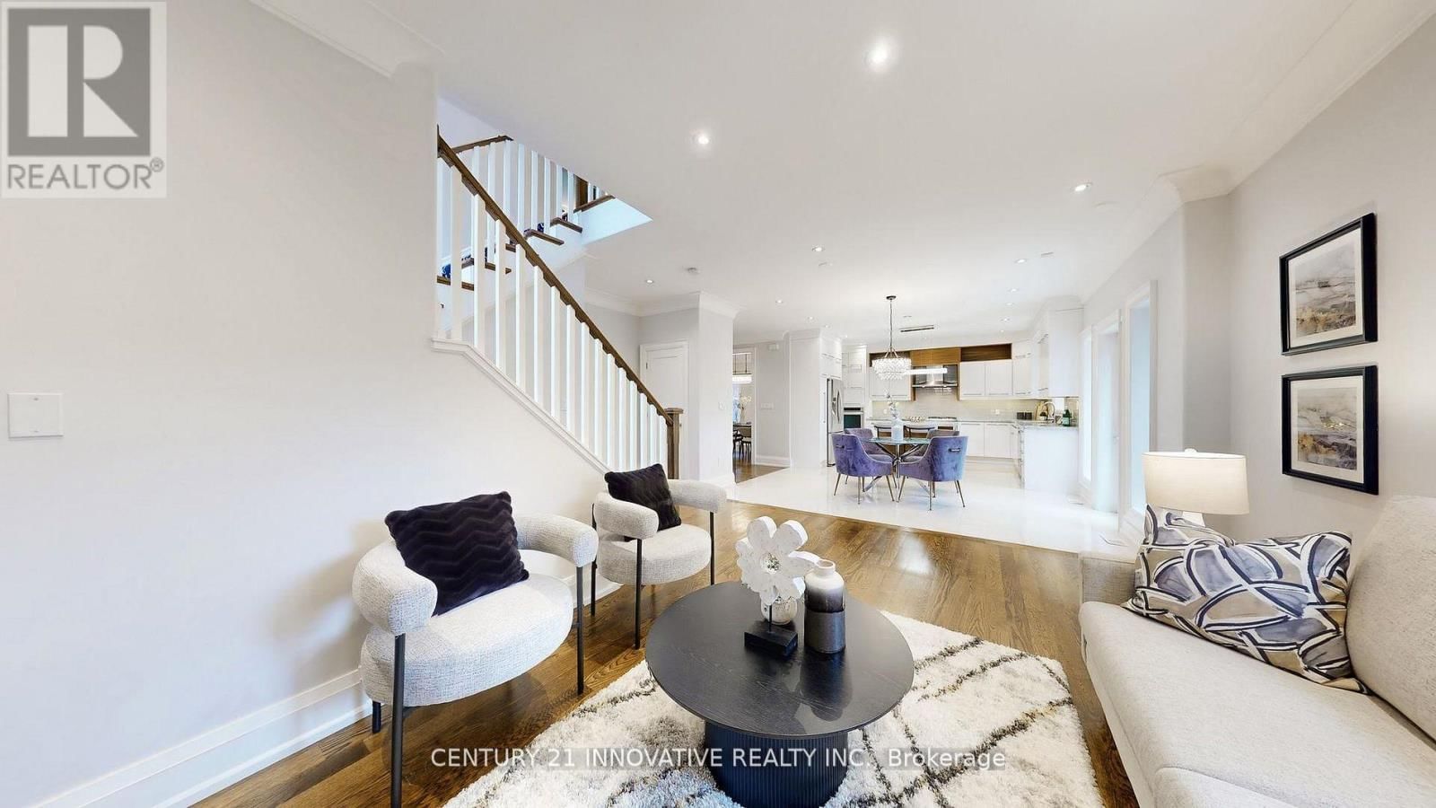 1 DUSTAN CRESCENT Image 16