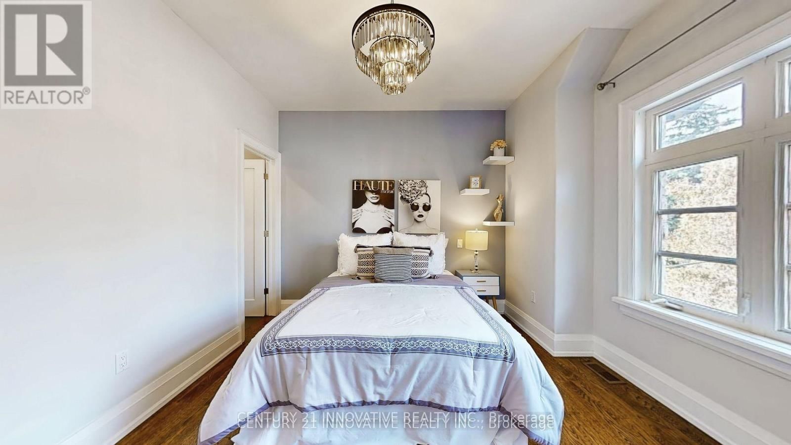 1 DUSTAN CRESCENT Image 27