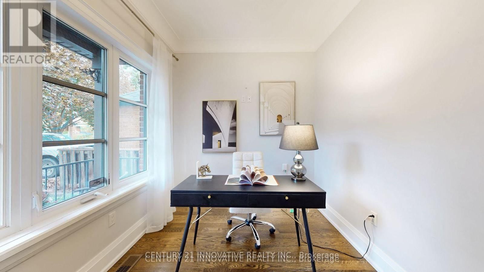 1 DUSTAN CRESCENT Image 7