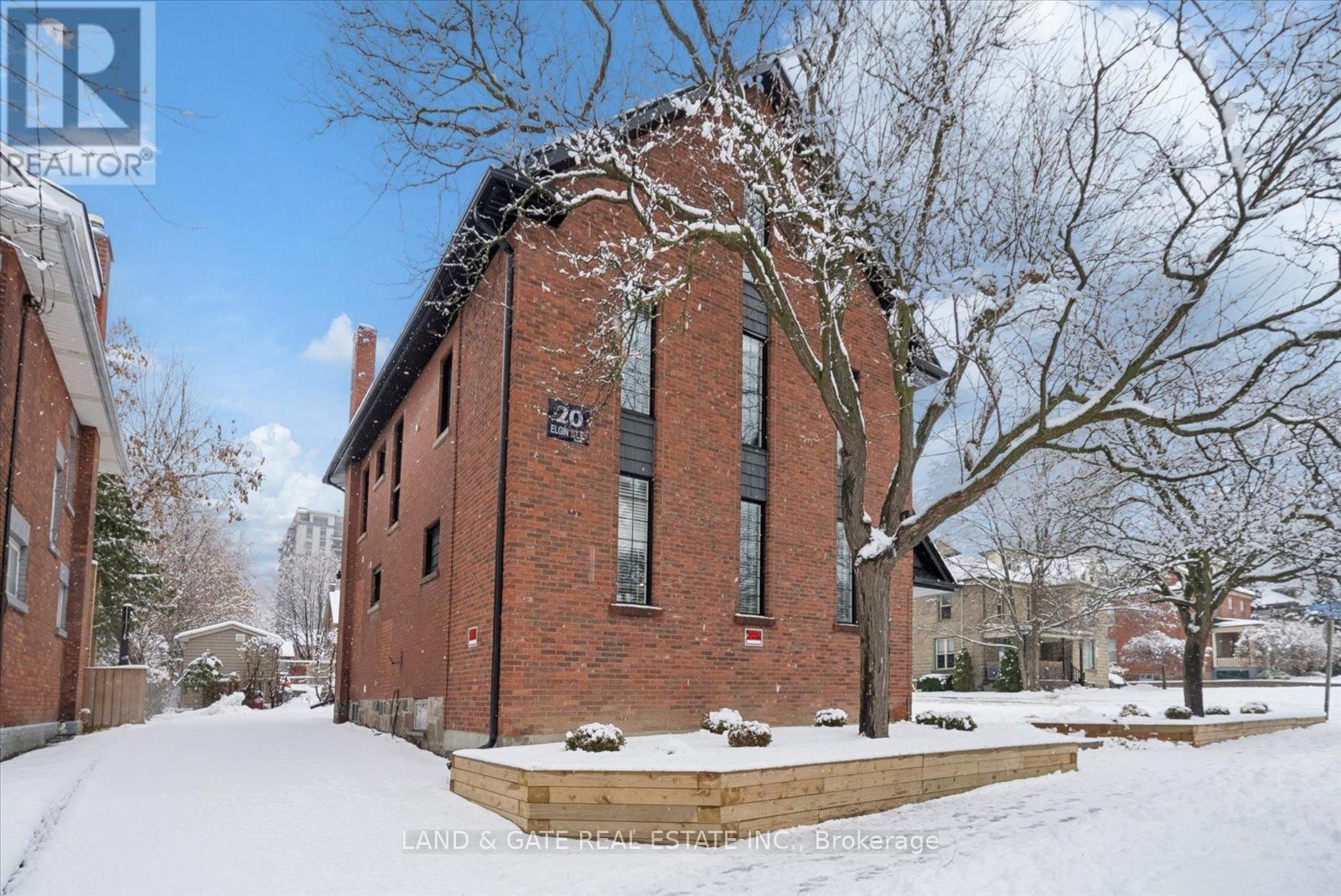 20 ELGIN STREET EAST Image 49