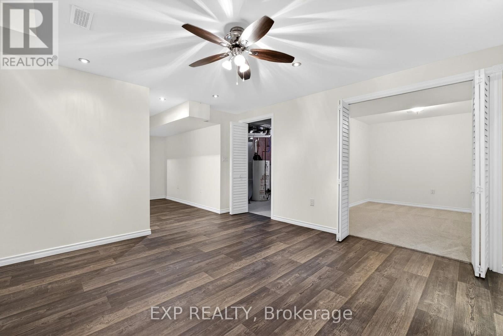 808 GREYSTONE COURT EAST Image 42