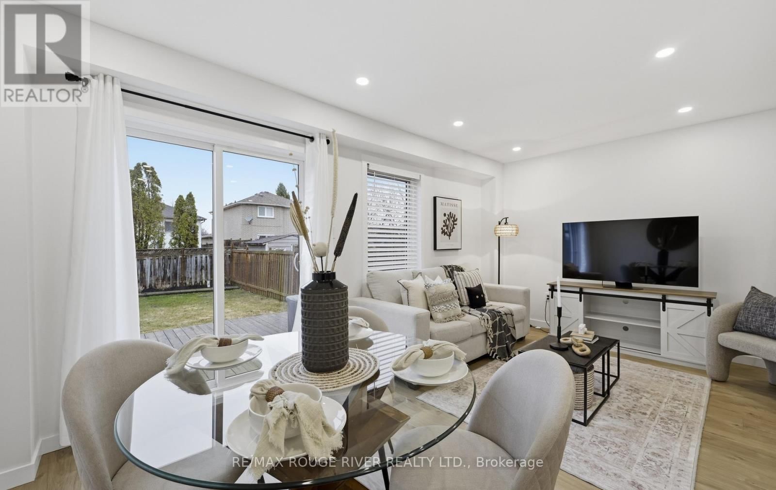 5 SOMERSCALES DRIVE Image 9