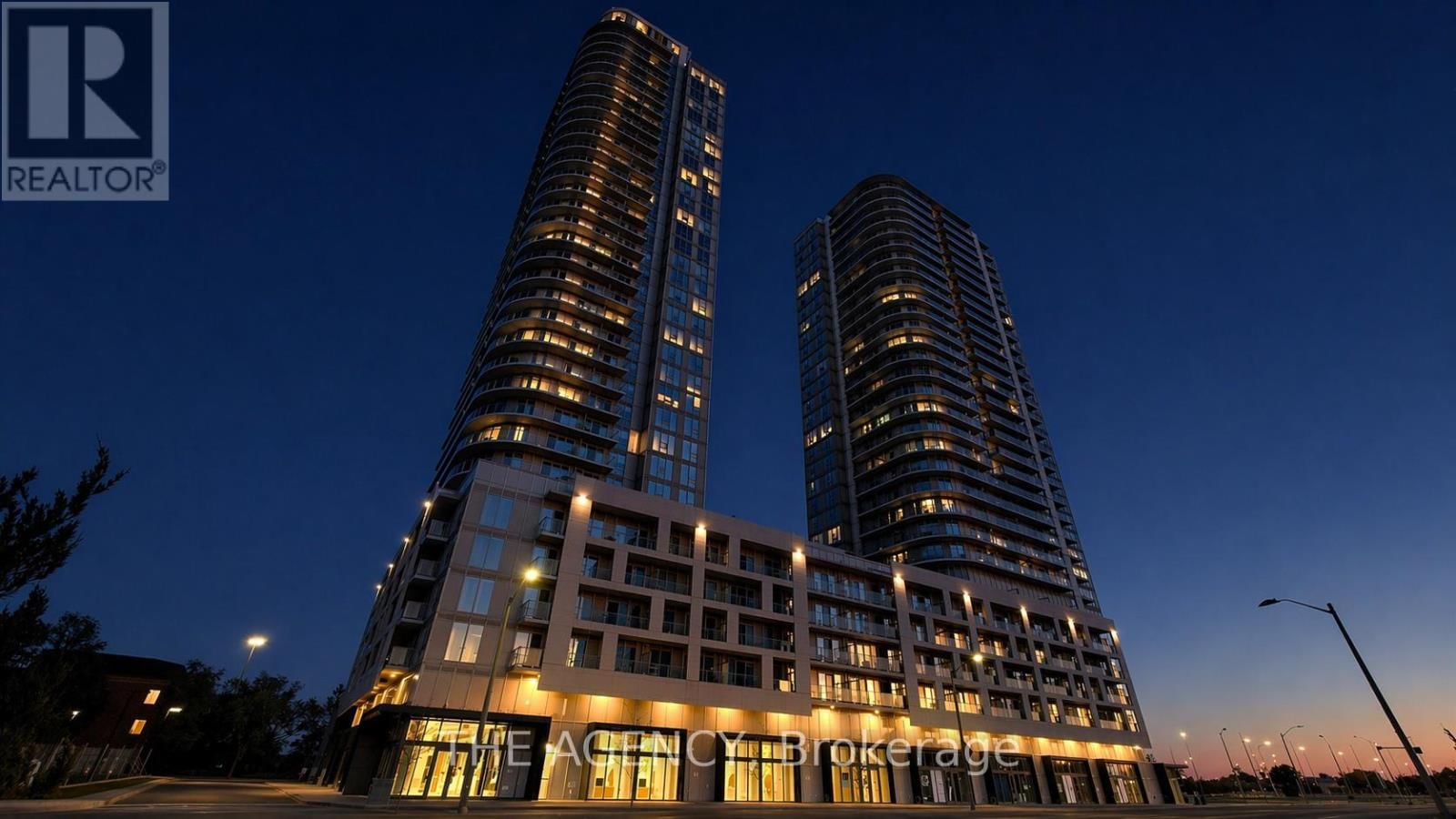 2709 - 2033 KENNEDY ROAD Image 1