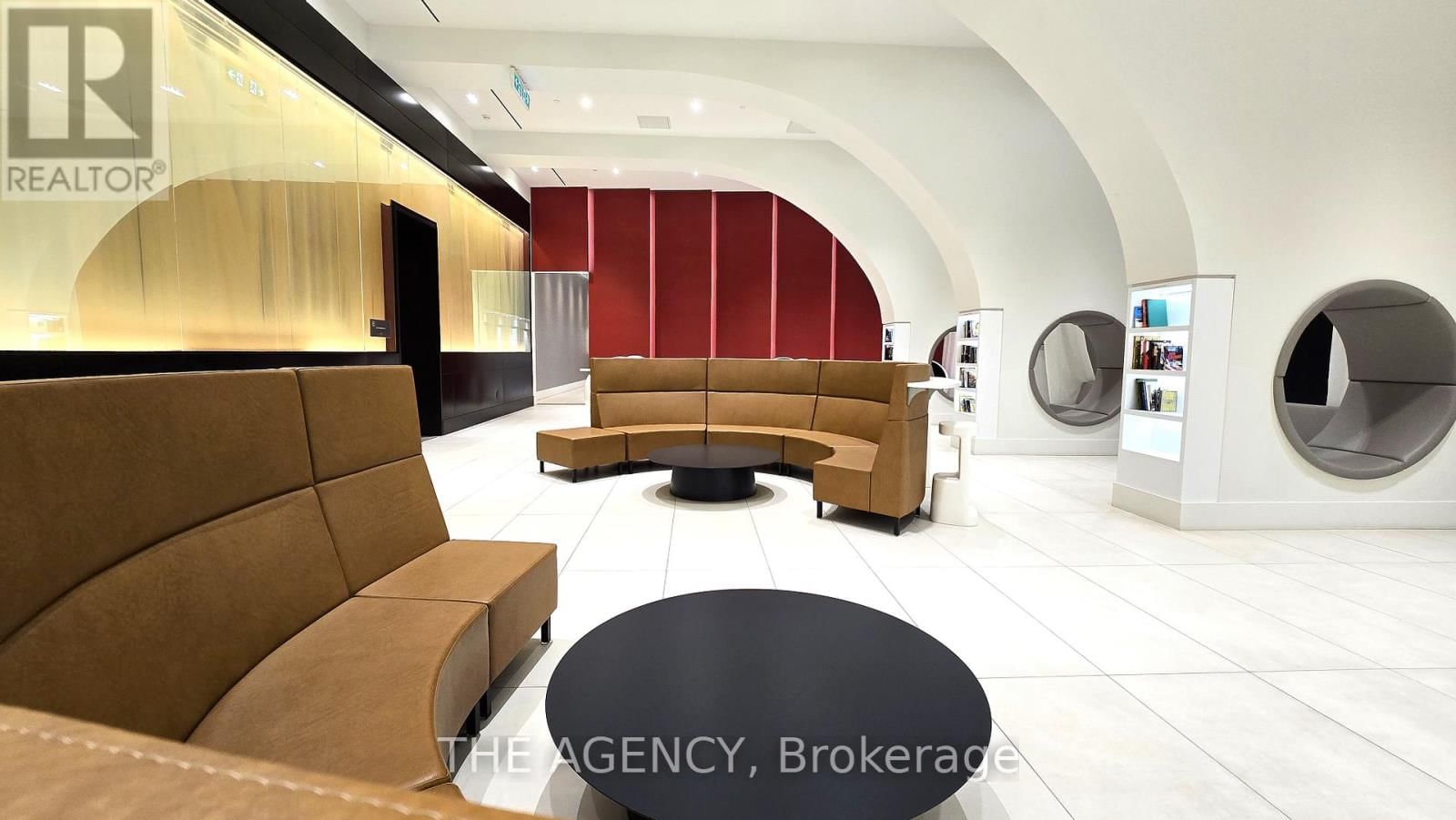 2709 - 2033 KENNEDY ROAD Image 6