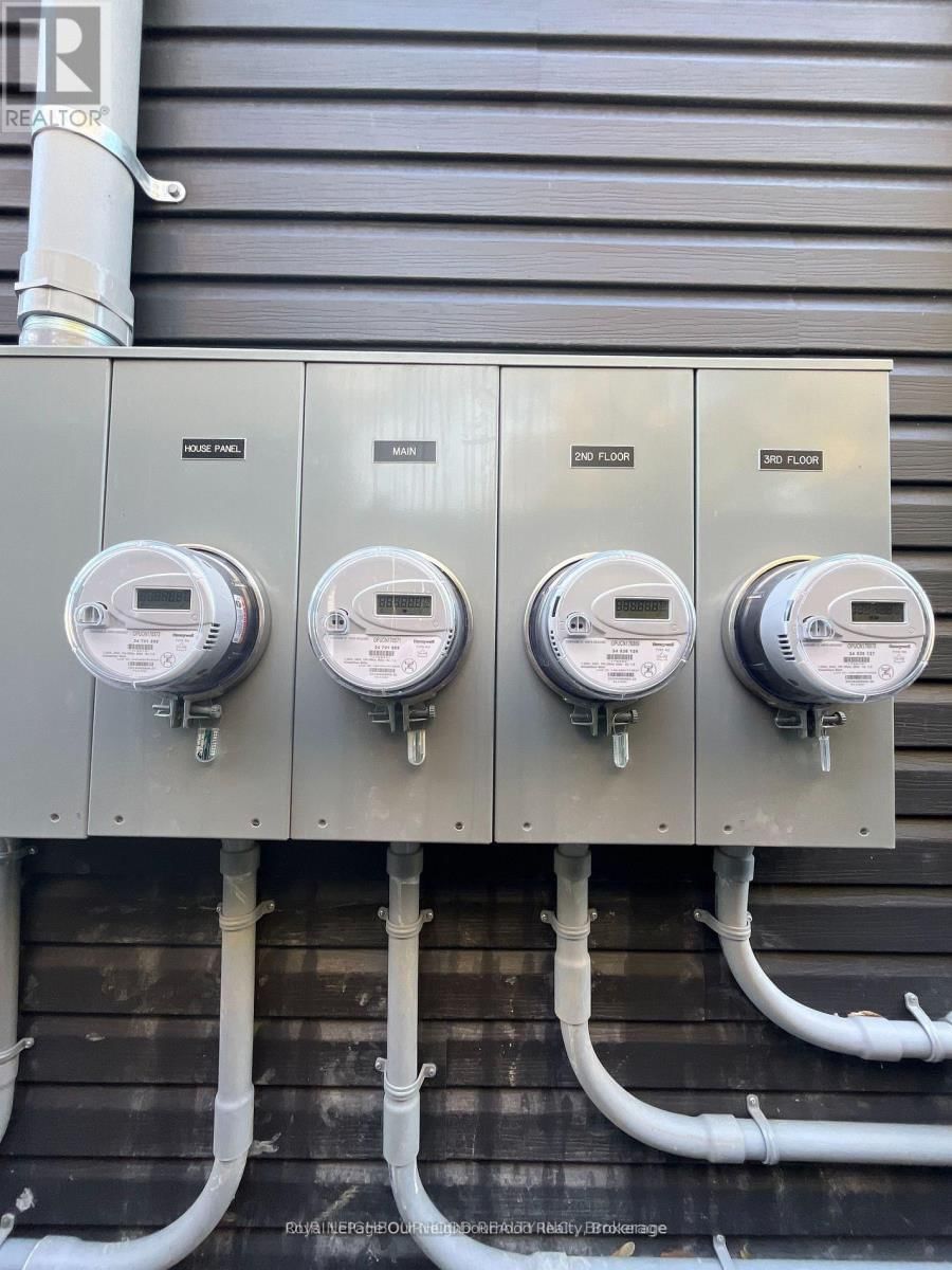 150 CELINA STREET Image 14