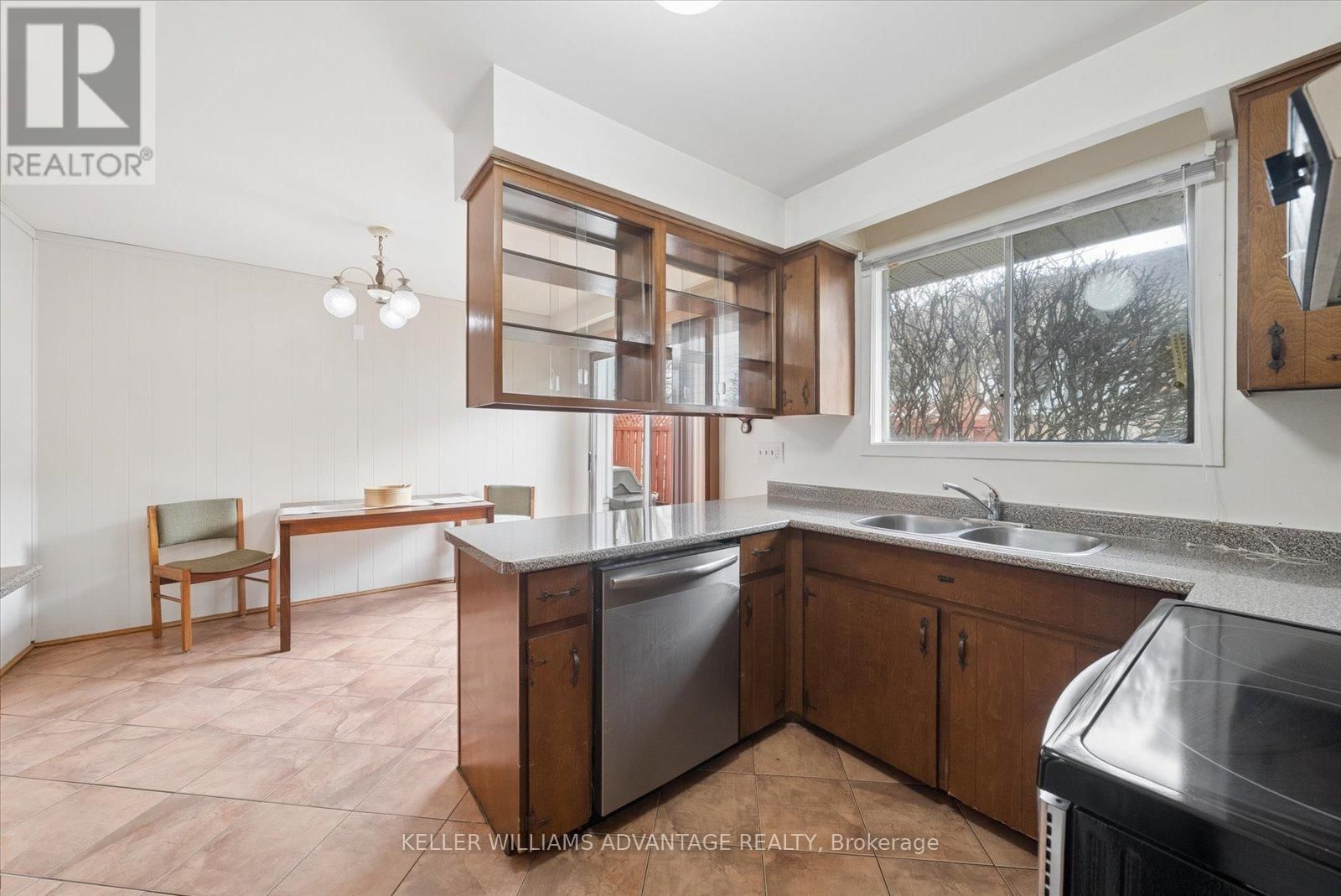 29 PAULANDER AVENUE Image 11