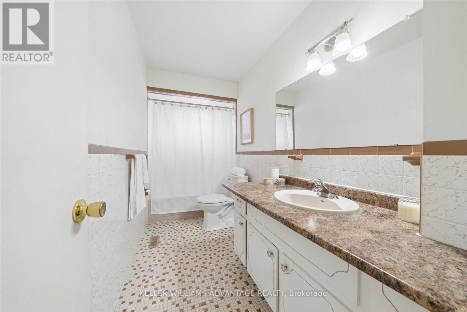 29 PAULANDER AVENUE Image 18