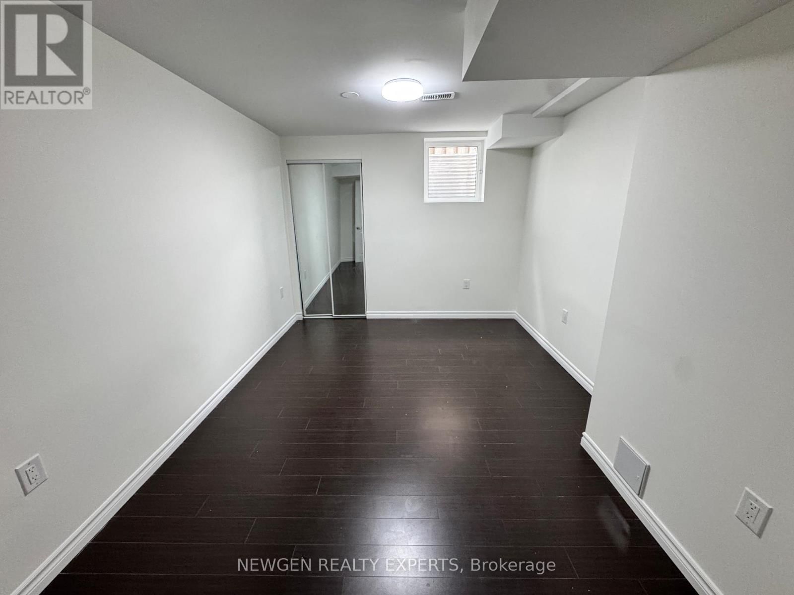 Bsmnt - 62 CANMORE BOULEVARD Image 10