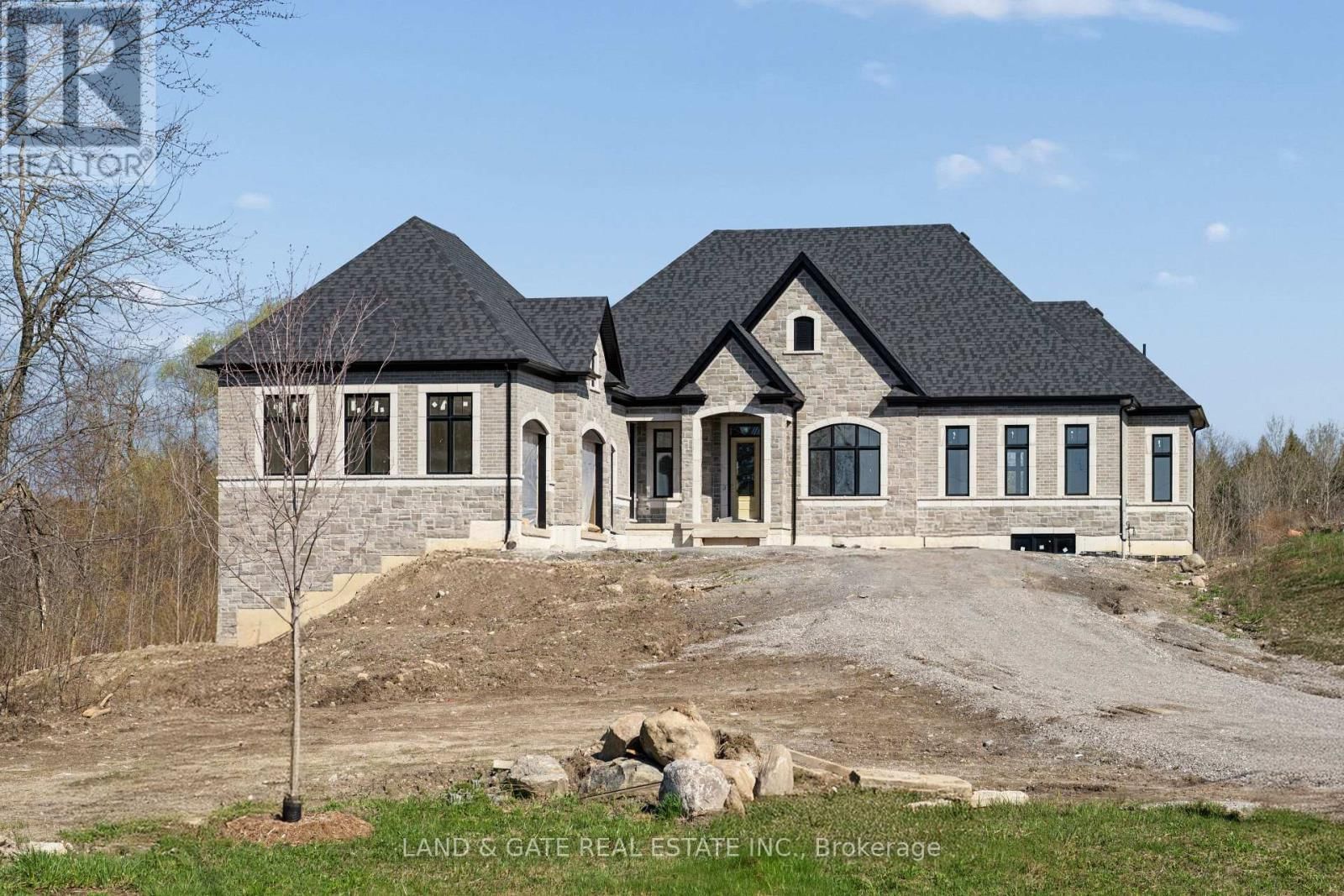 32 ORMISTON STREET Image 12