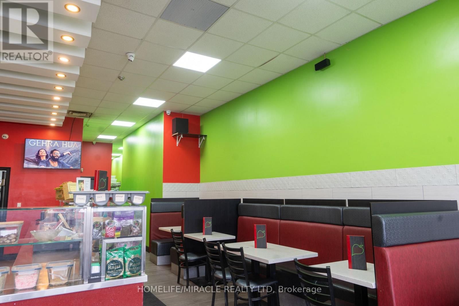 671 MARKHAM ROAD Image 11