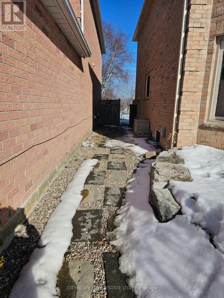 DEERBROOK DRIVE Image 8