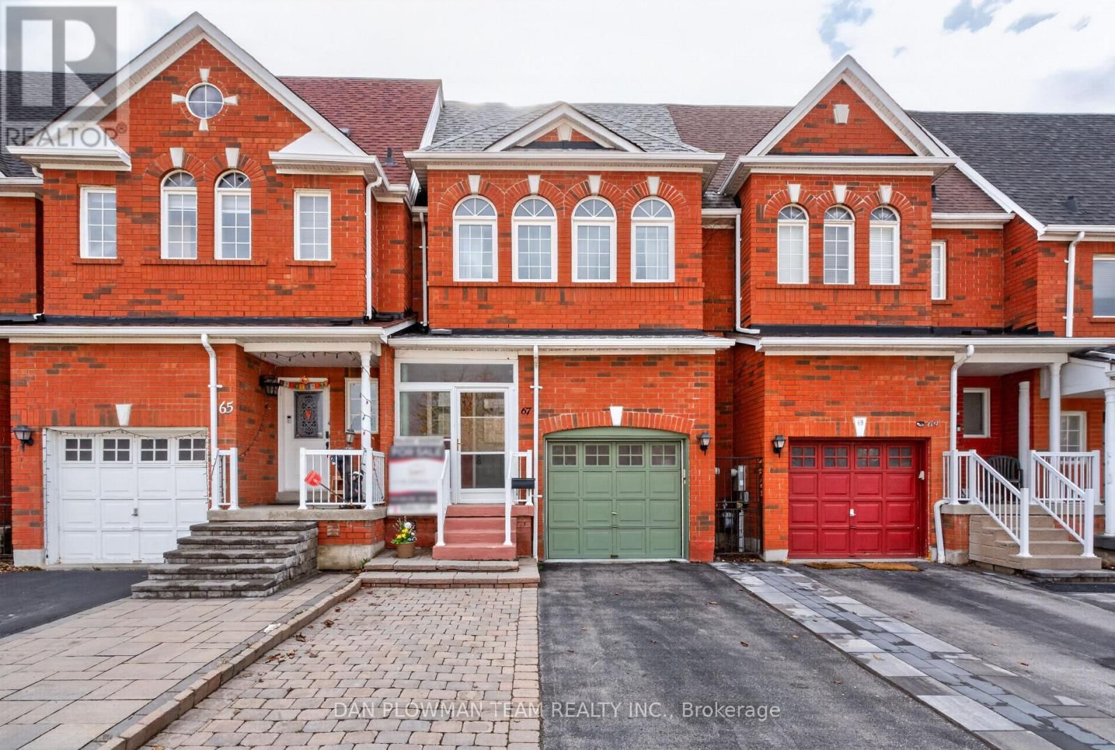 67 DOOLEY CRESCENT Image 2