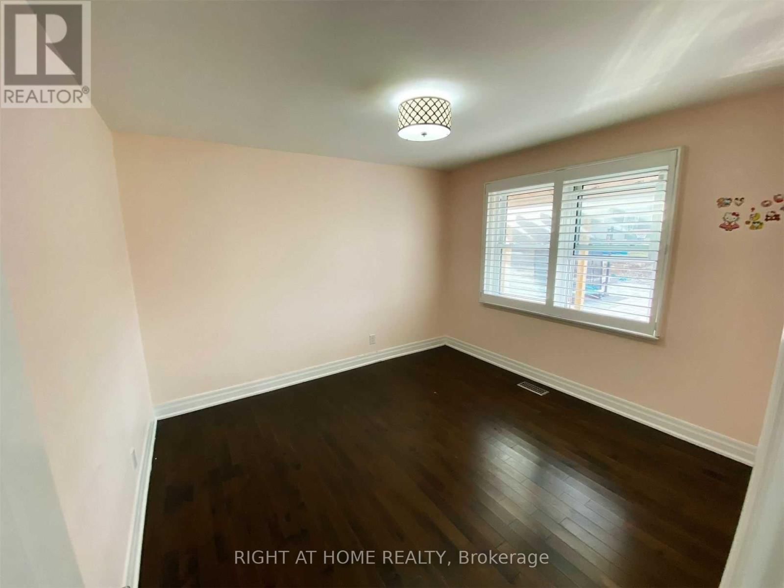 46 EMMELINE CRESCENT Image 5