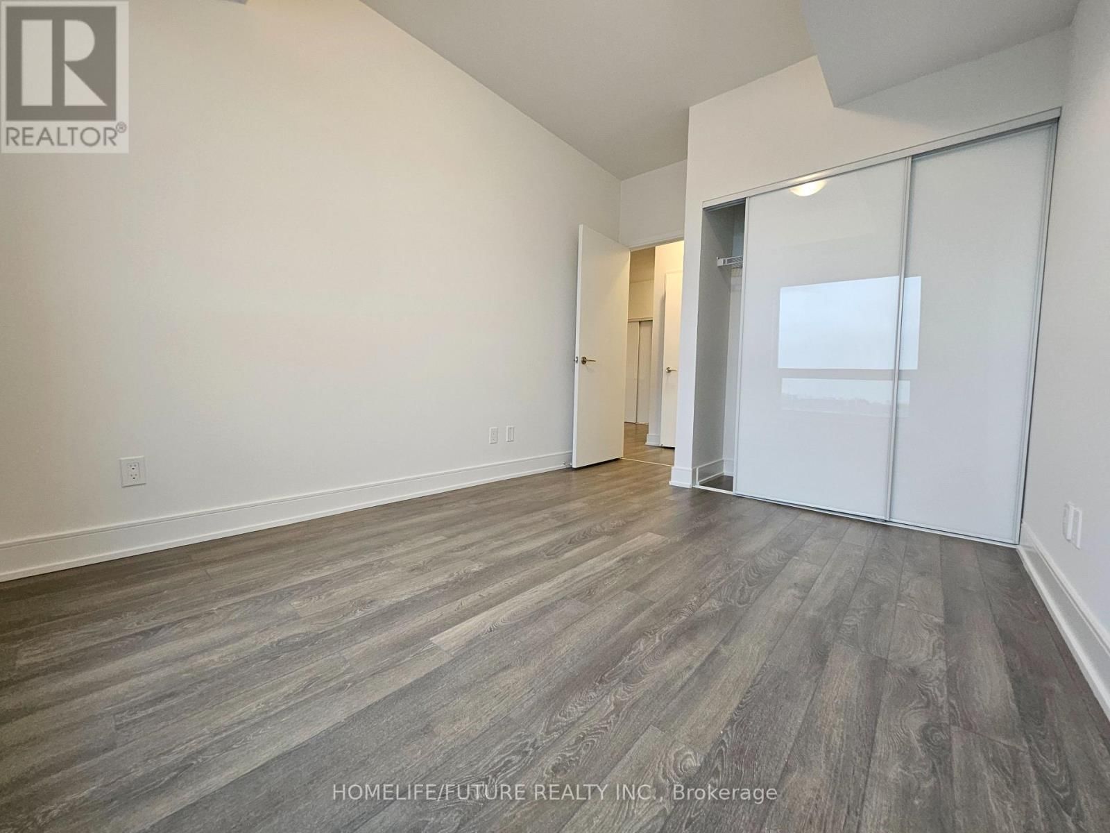 1502 - 1350 ELLESMERE ROAD Image 11