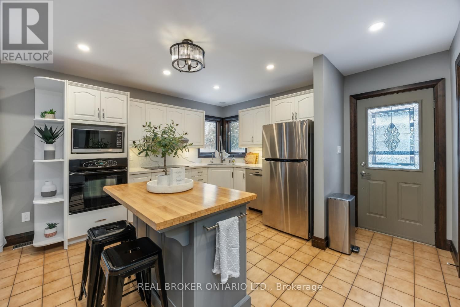 5 SUMAC ROAD Image 13