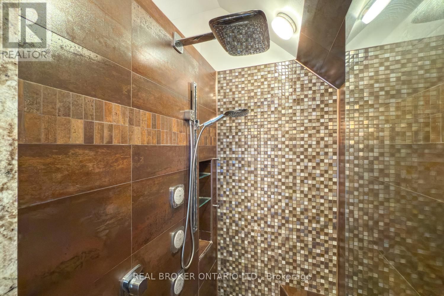 5 SUMAC ROAD Image 22