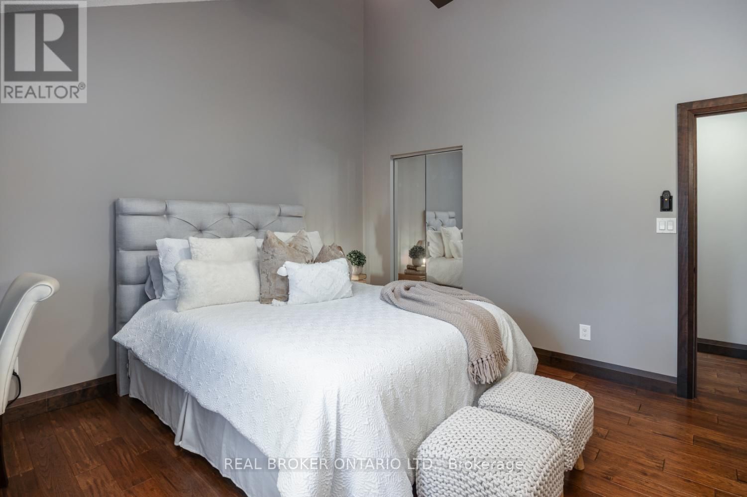 5 SUMAC ROAD Image 24