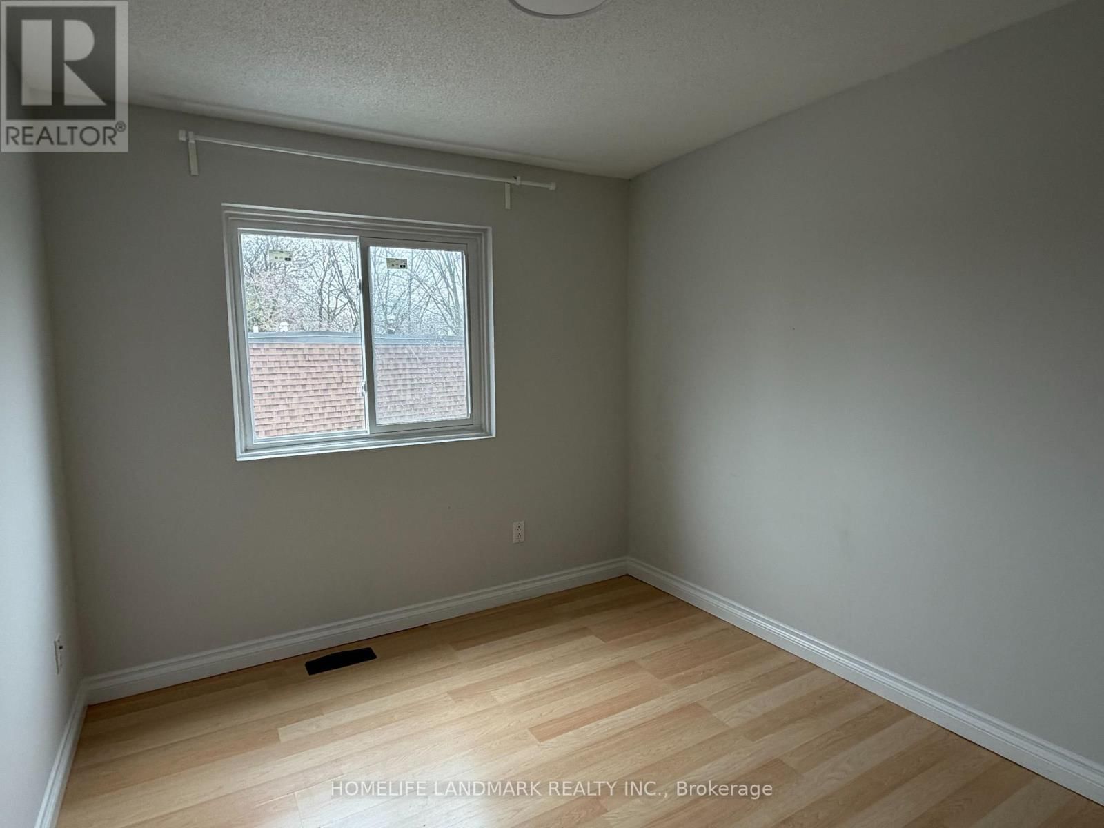 256 SPRUCEWOOD COURT NORTH Image 11