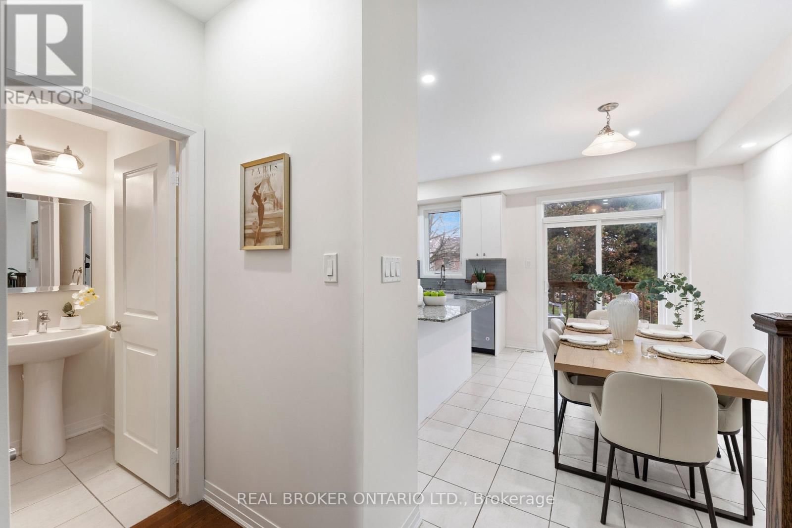 206 LONDON LANE Image 10