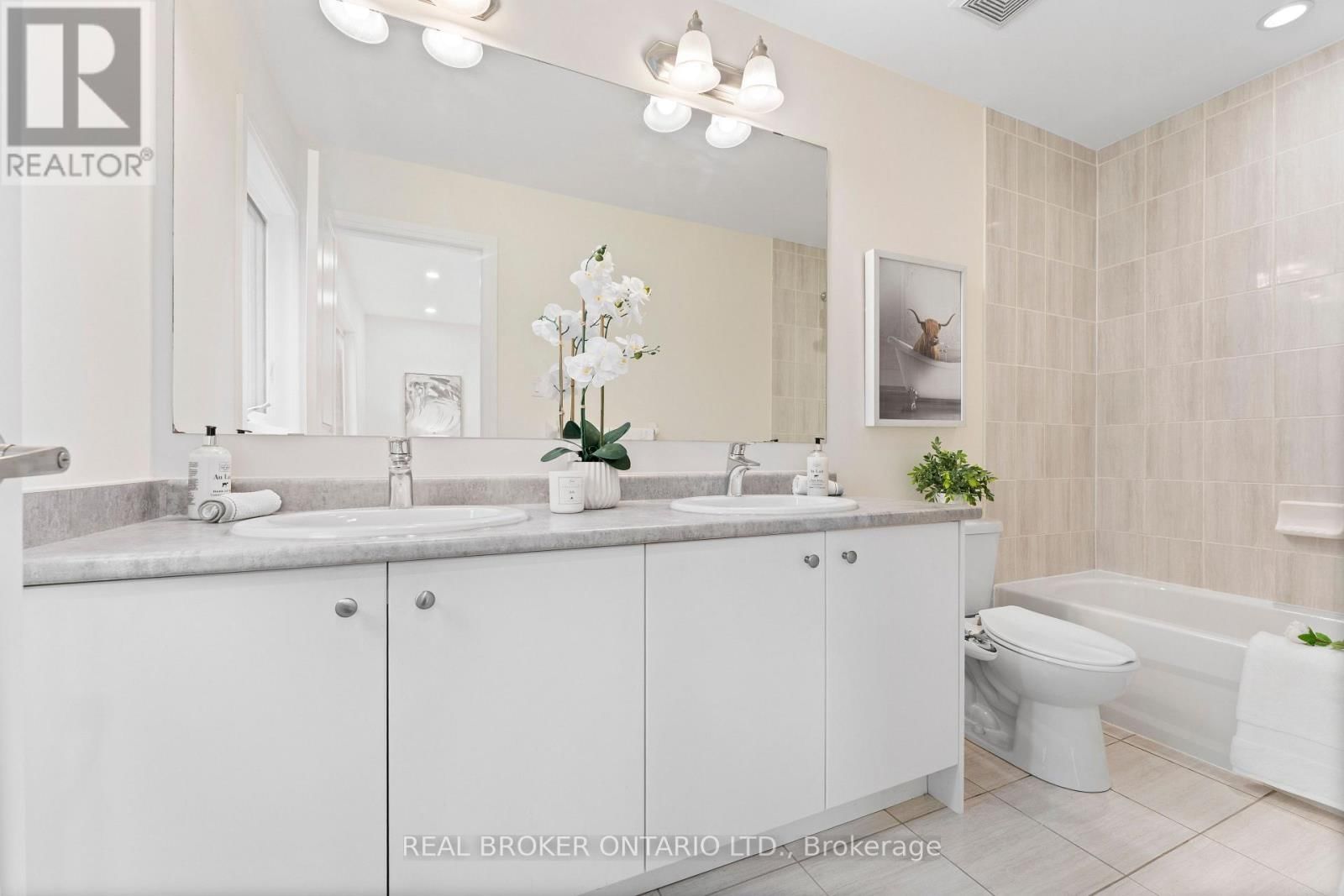 206 LONDON LANE Image 27