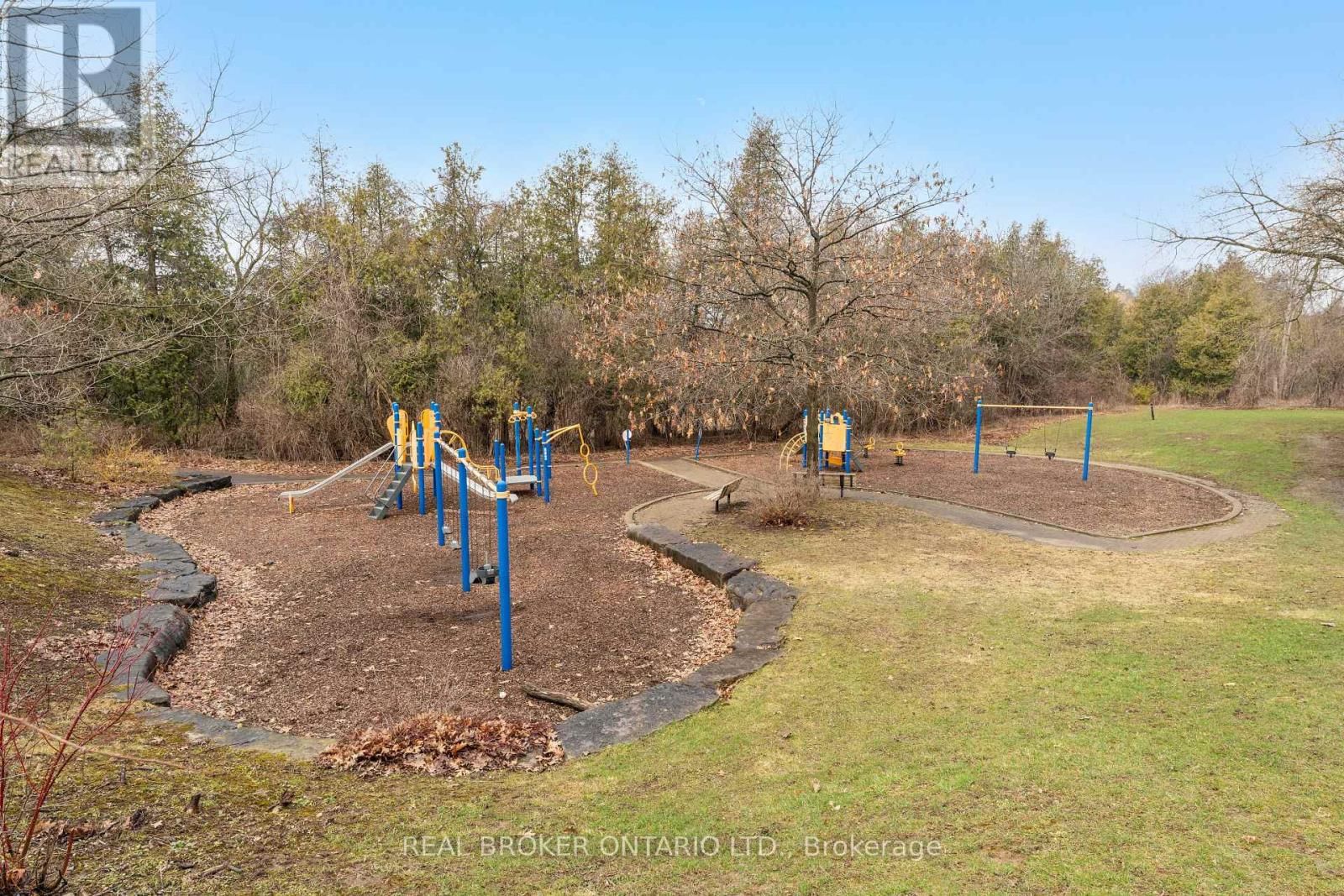 206 LONDON LANE Image 46