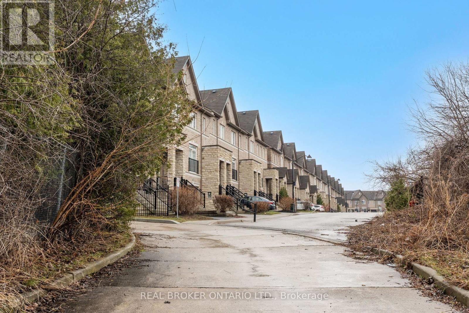 206 LONDON LANE Image 49