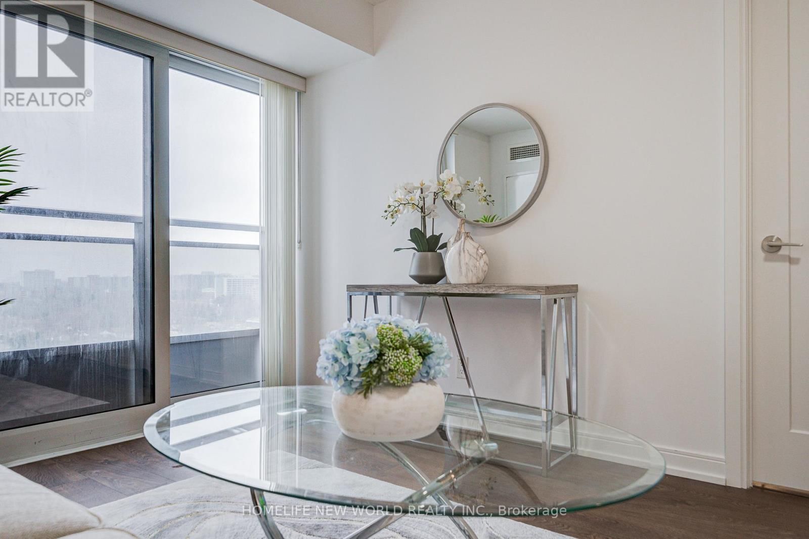 1305 - 255 VILLAGE GREEN SQUARE Image 19